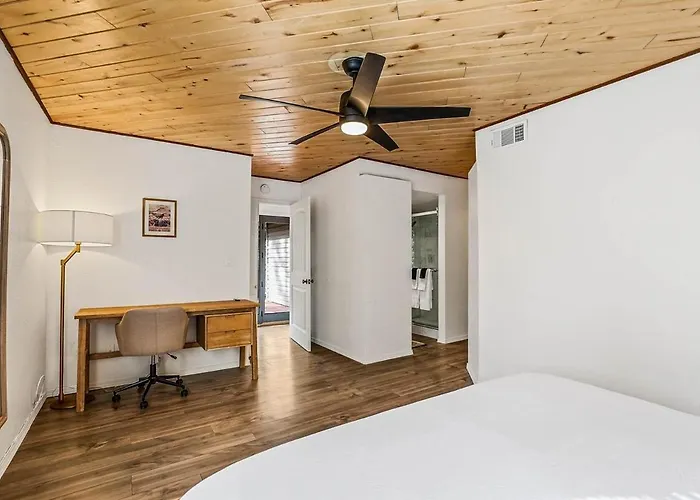 Holiday home Serene Cabin-sauna-game *